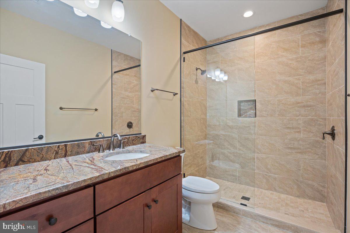 BAYVIEW MANOR ESTATES - Residential