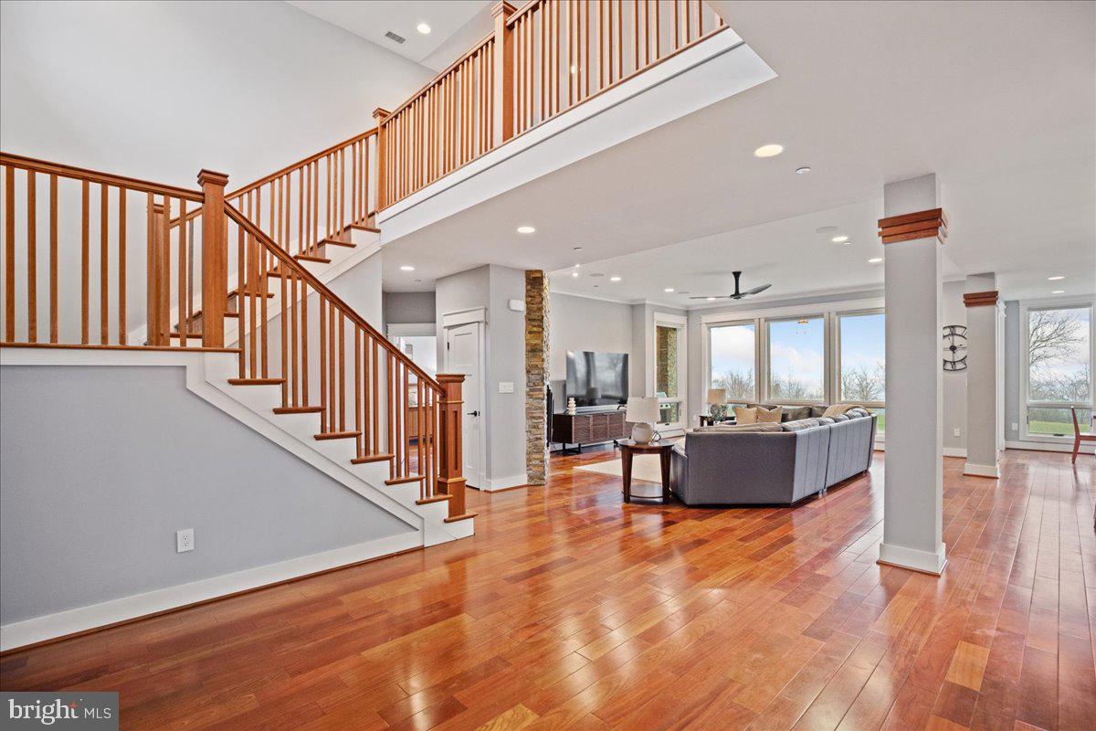 BAYVIEW MANOR ESTATES - Residential