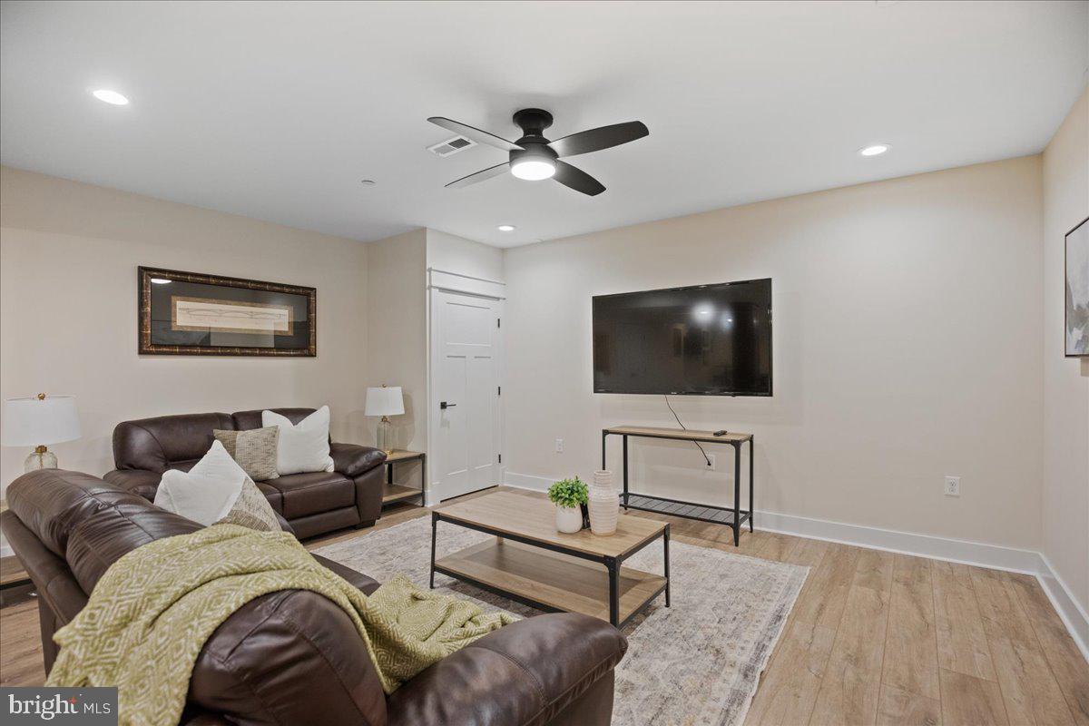 BAYVIEW MANOR ESTATES - Residential