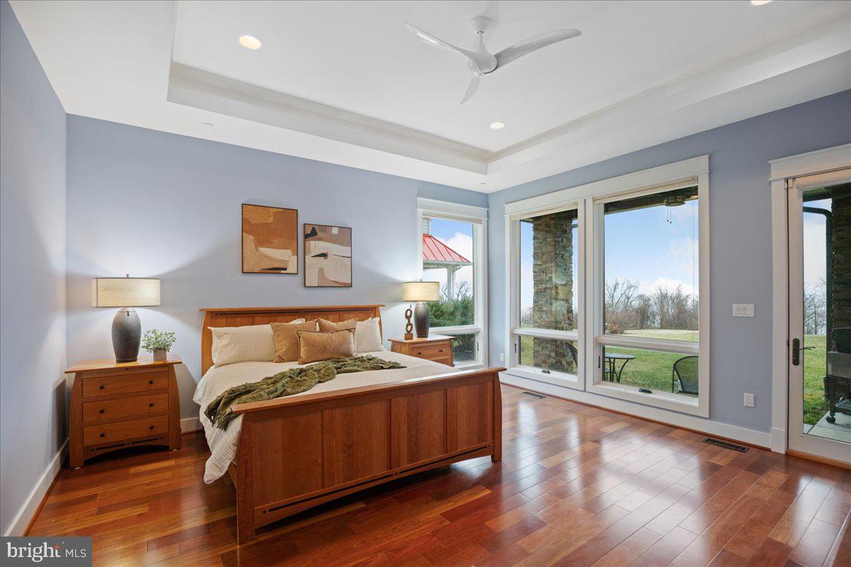 BAYVIEW MANOR ESTATES - Residential