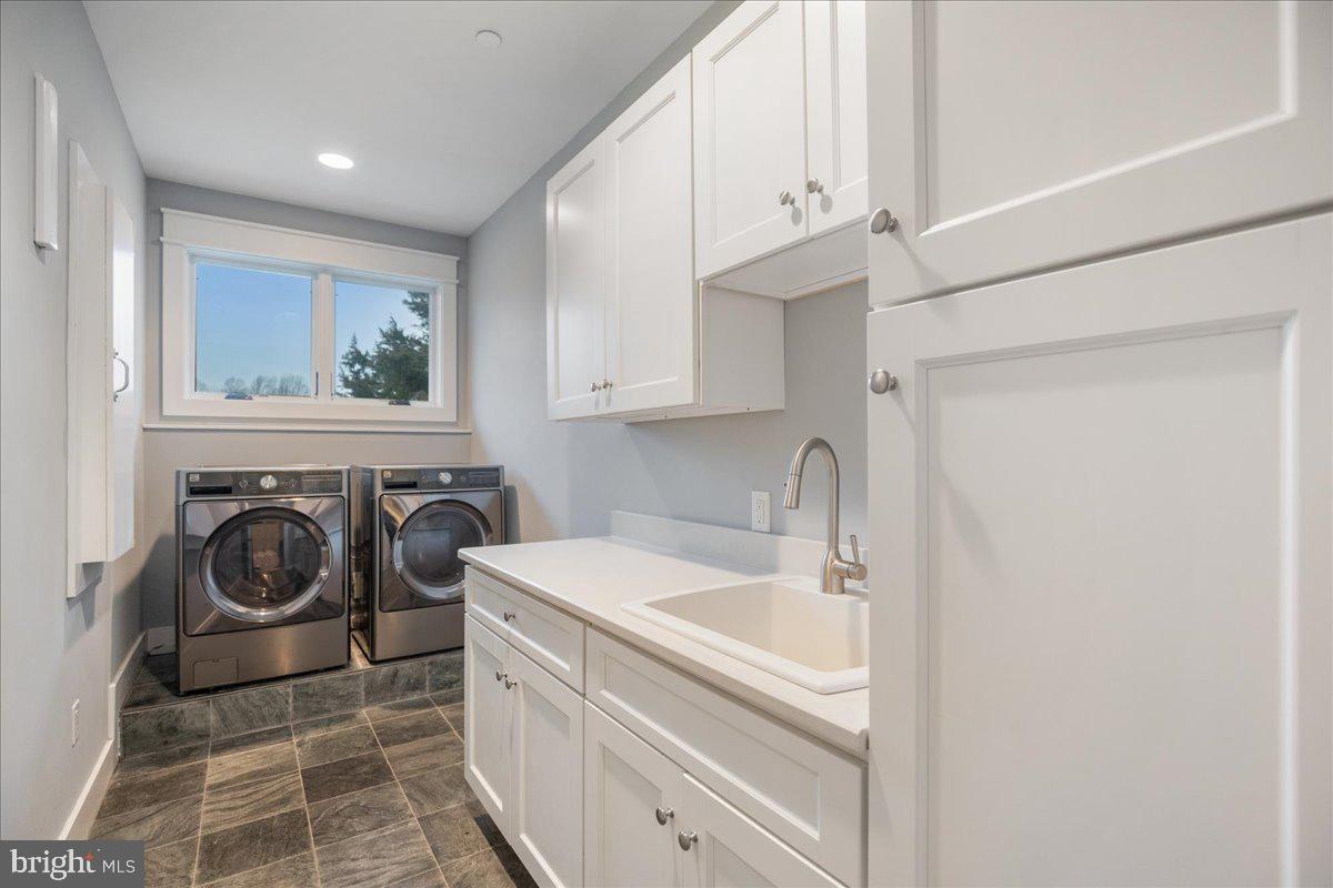 BAYVIEW MANOR ESTATES - Residential