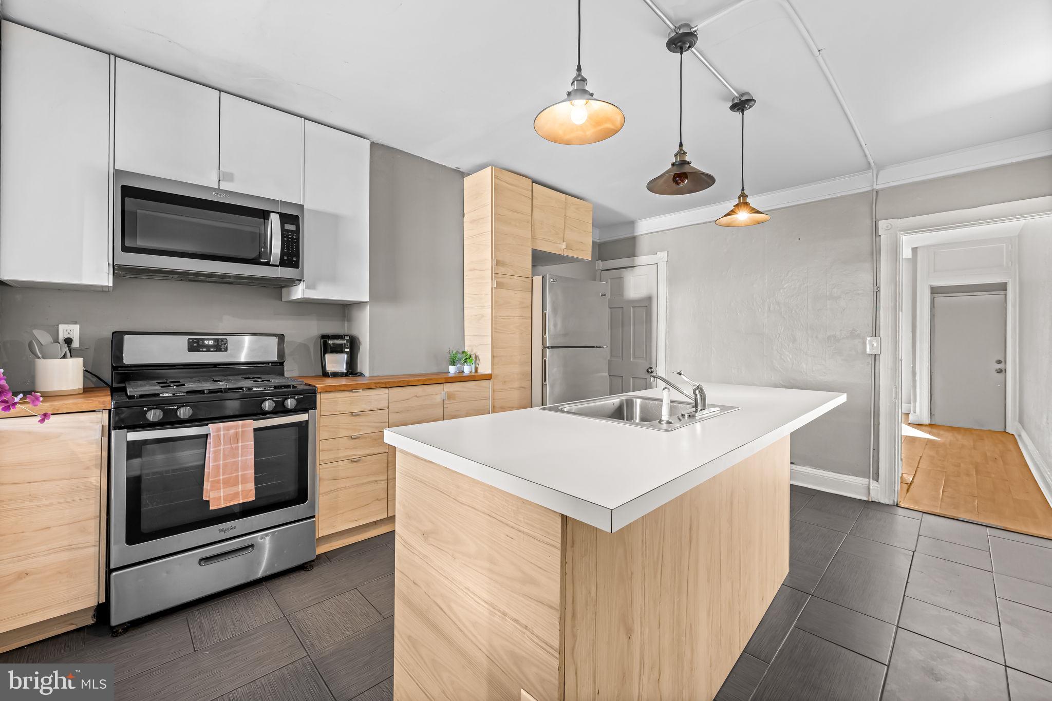 HIGHLANDTOWN - Residential