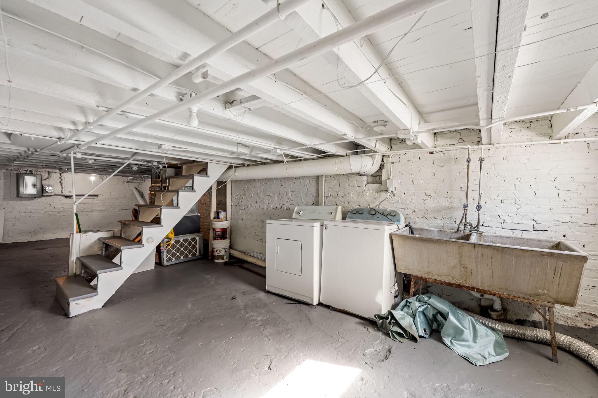 HIGHLANDTOWN - Residential