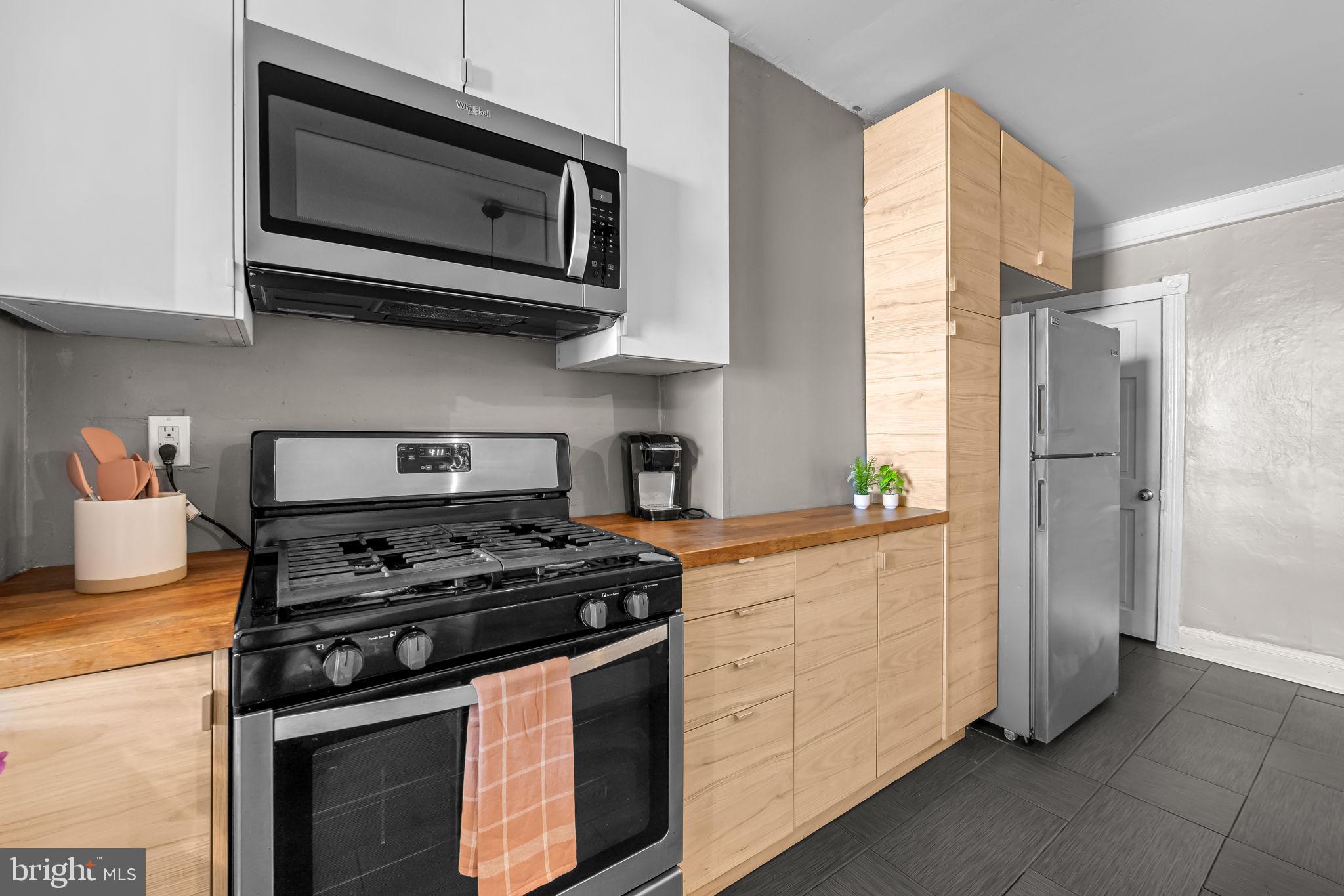 HIGHLANDTOWN - Residential