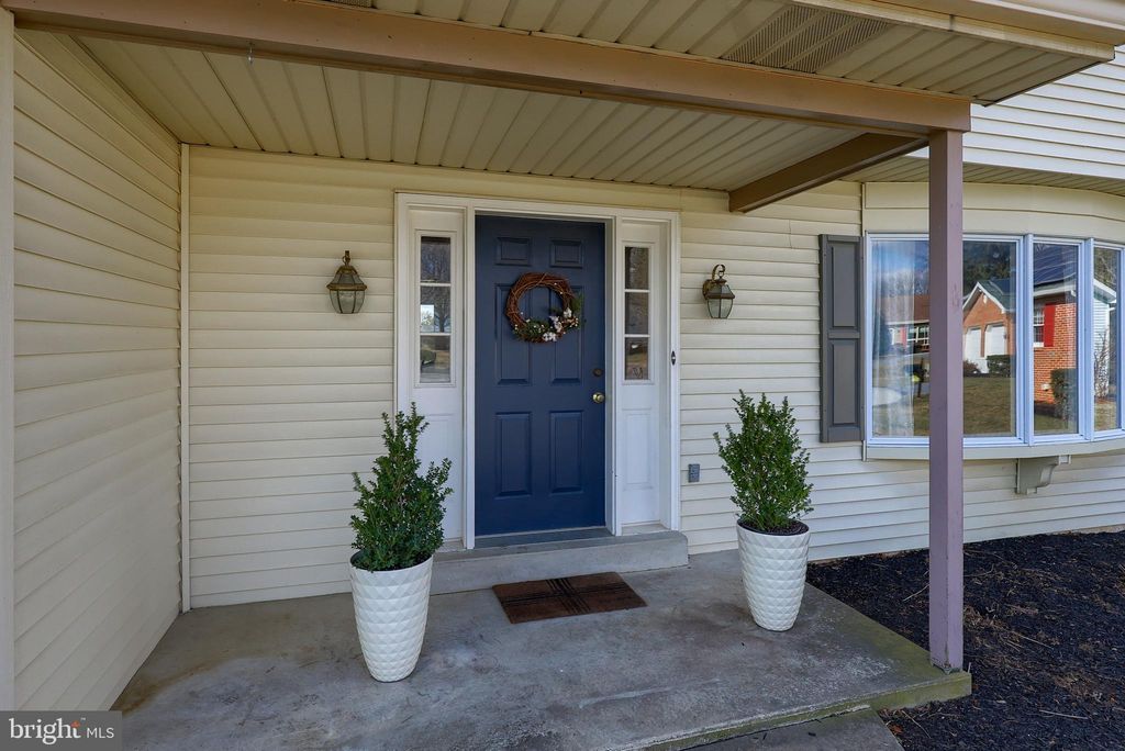 Photo of 12 Kings Court, GORDONVILLE, PA 17529 (MLS # PALA2064188)