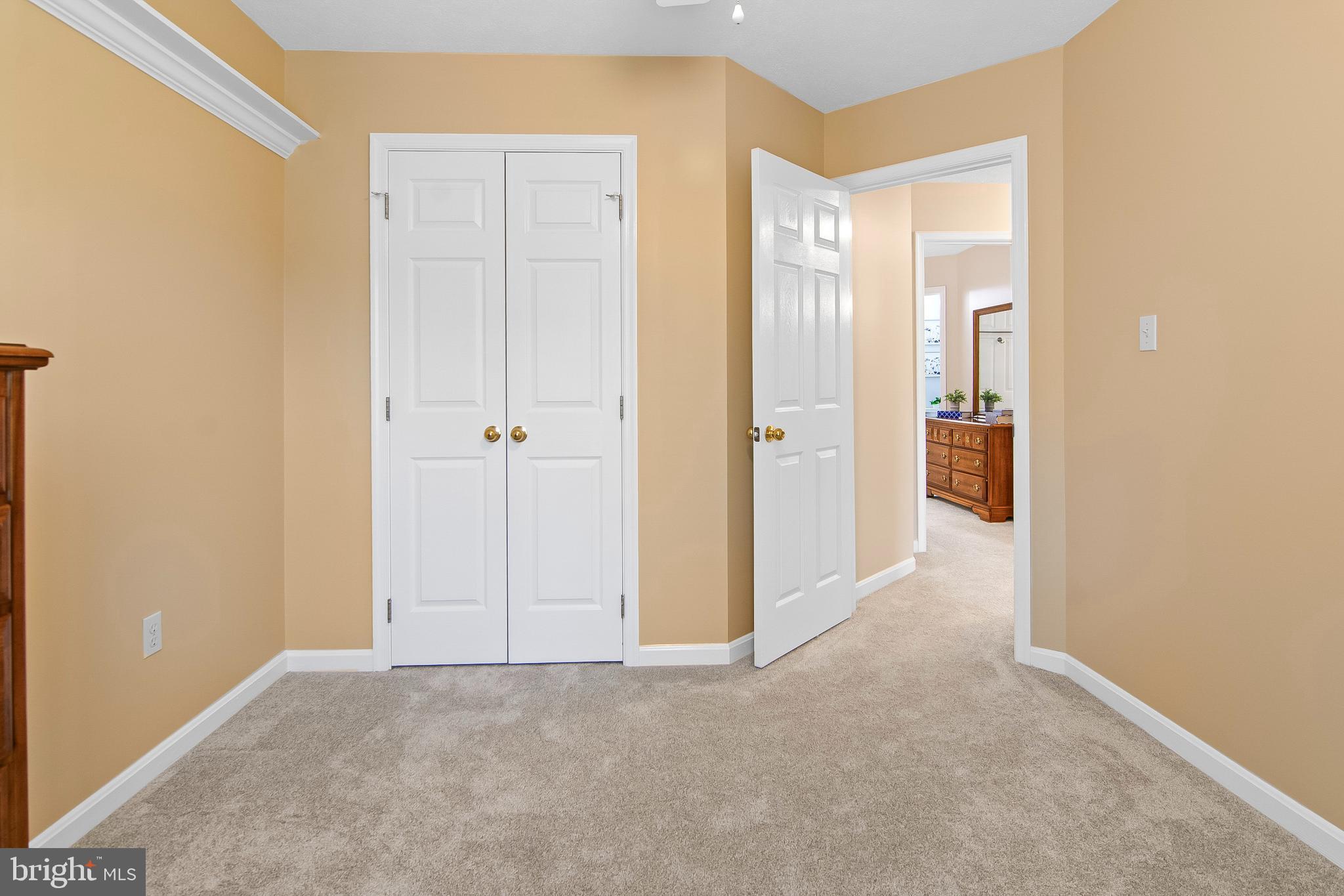 PINEY ORCHARD - Residential