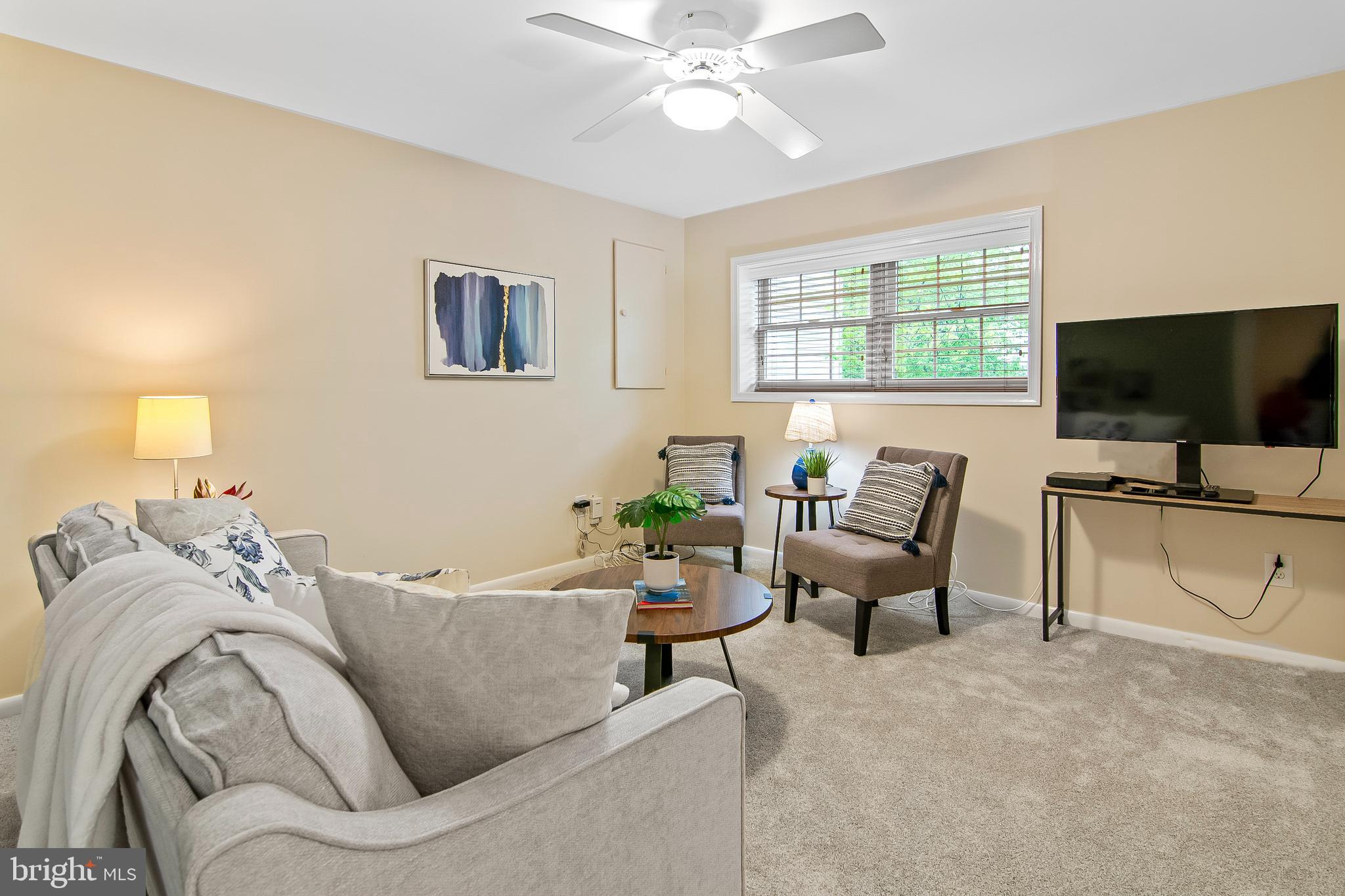PINEY ORCHARD - Residential