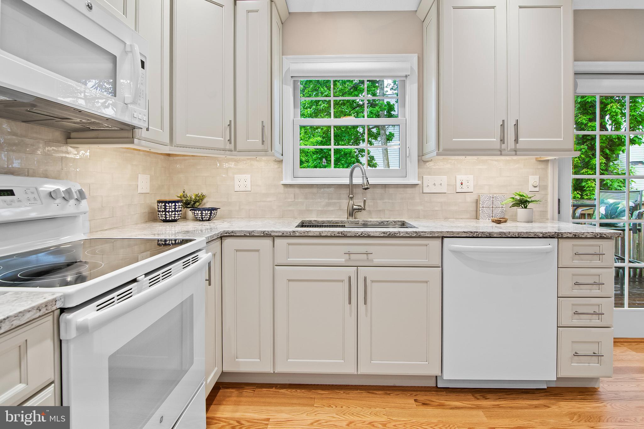 PINEY ORCHARD - Residential