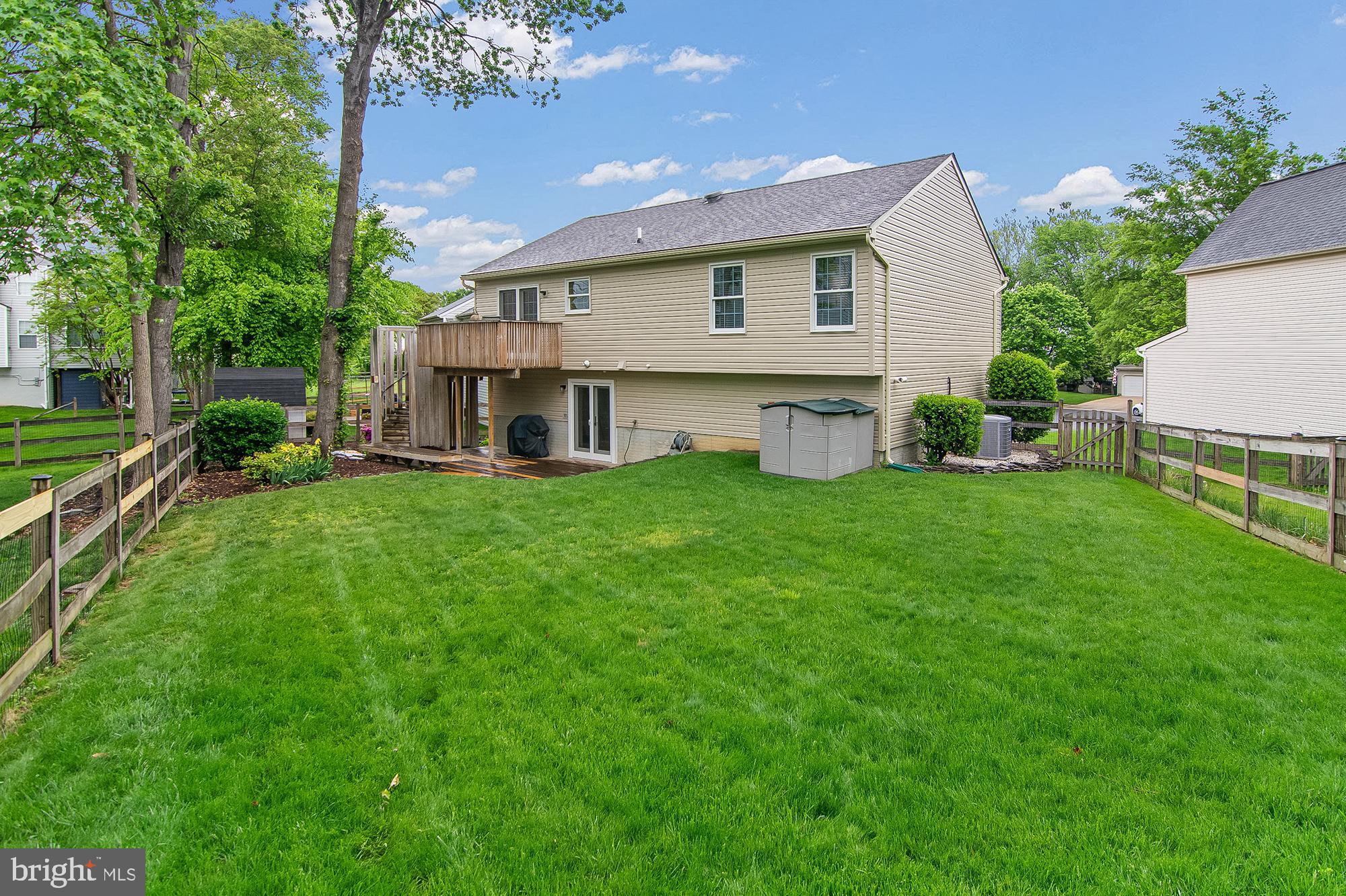 PINEY ORCHARD - Residential