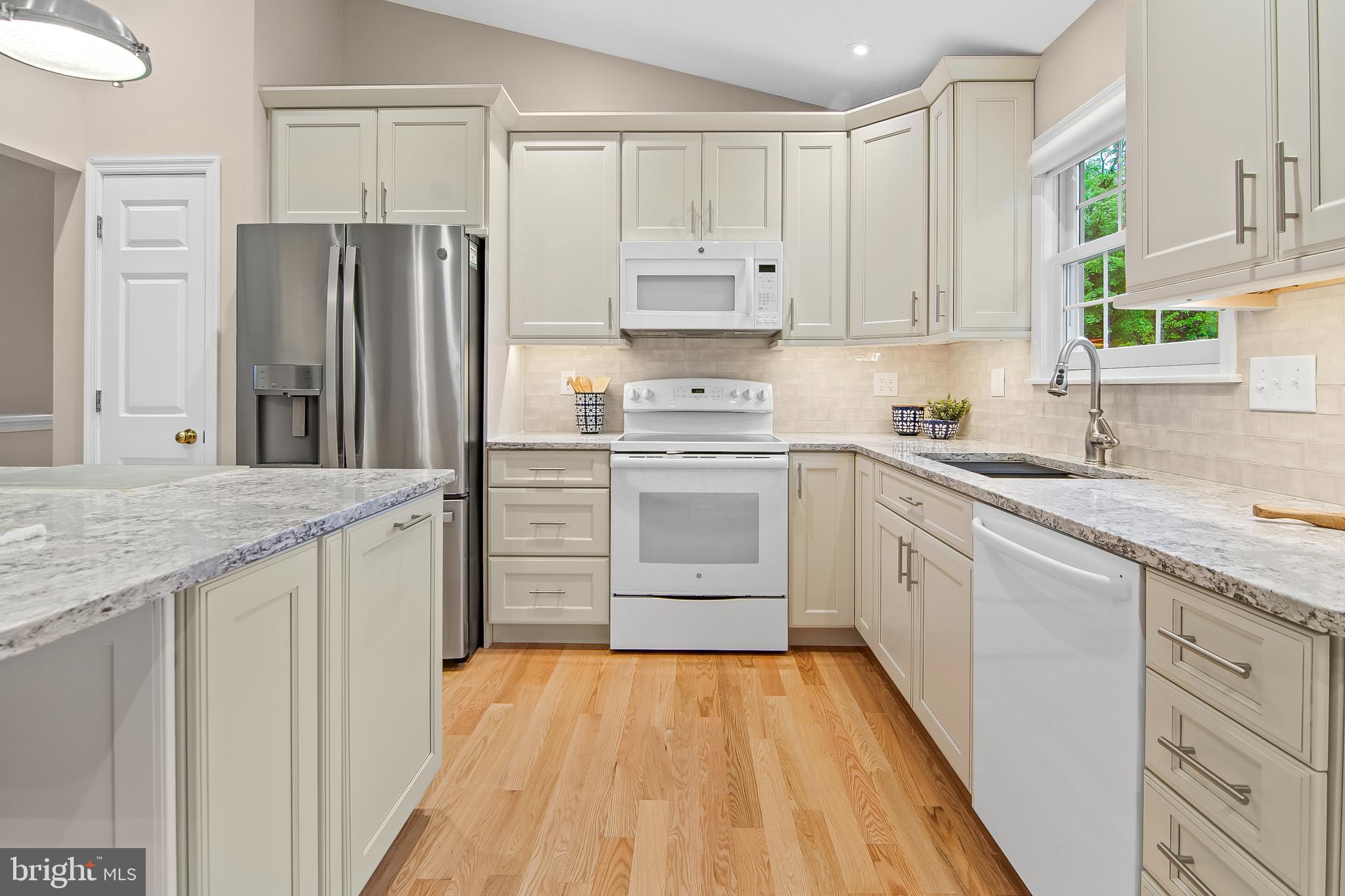 PINEY ORCHARD - Residential