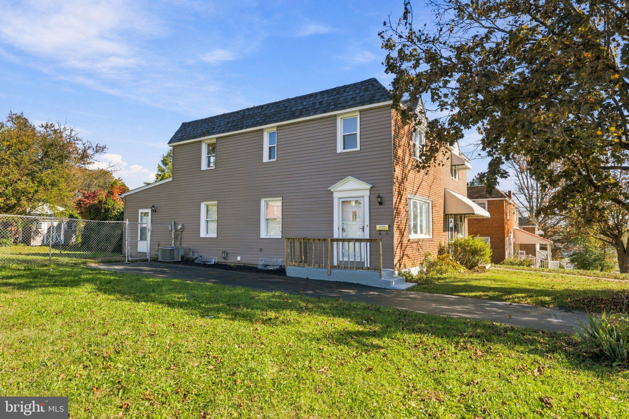 319 SLOAN STREET