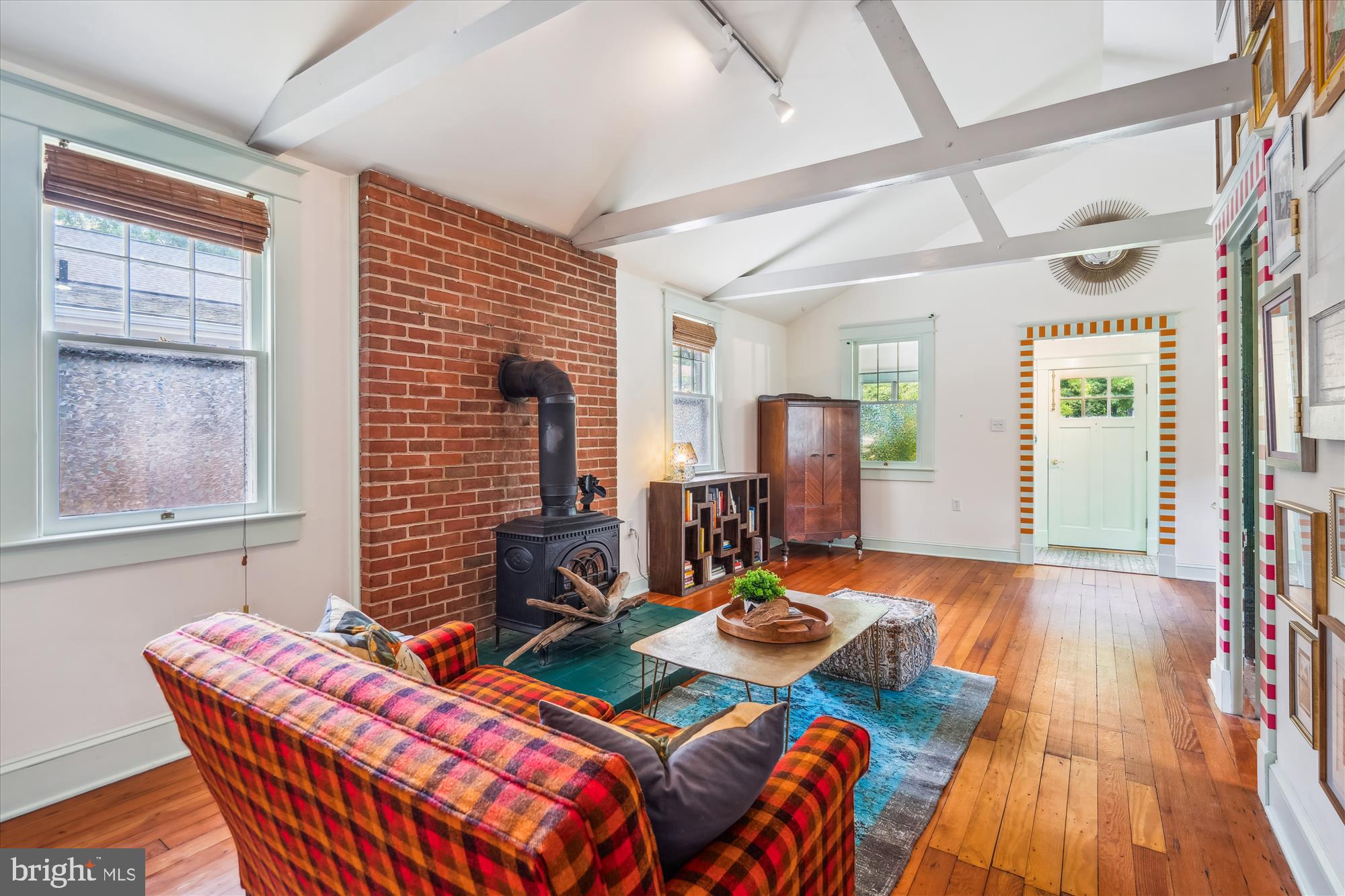 OYSTER HARBOR - Residential