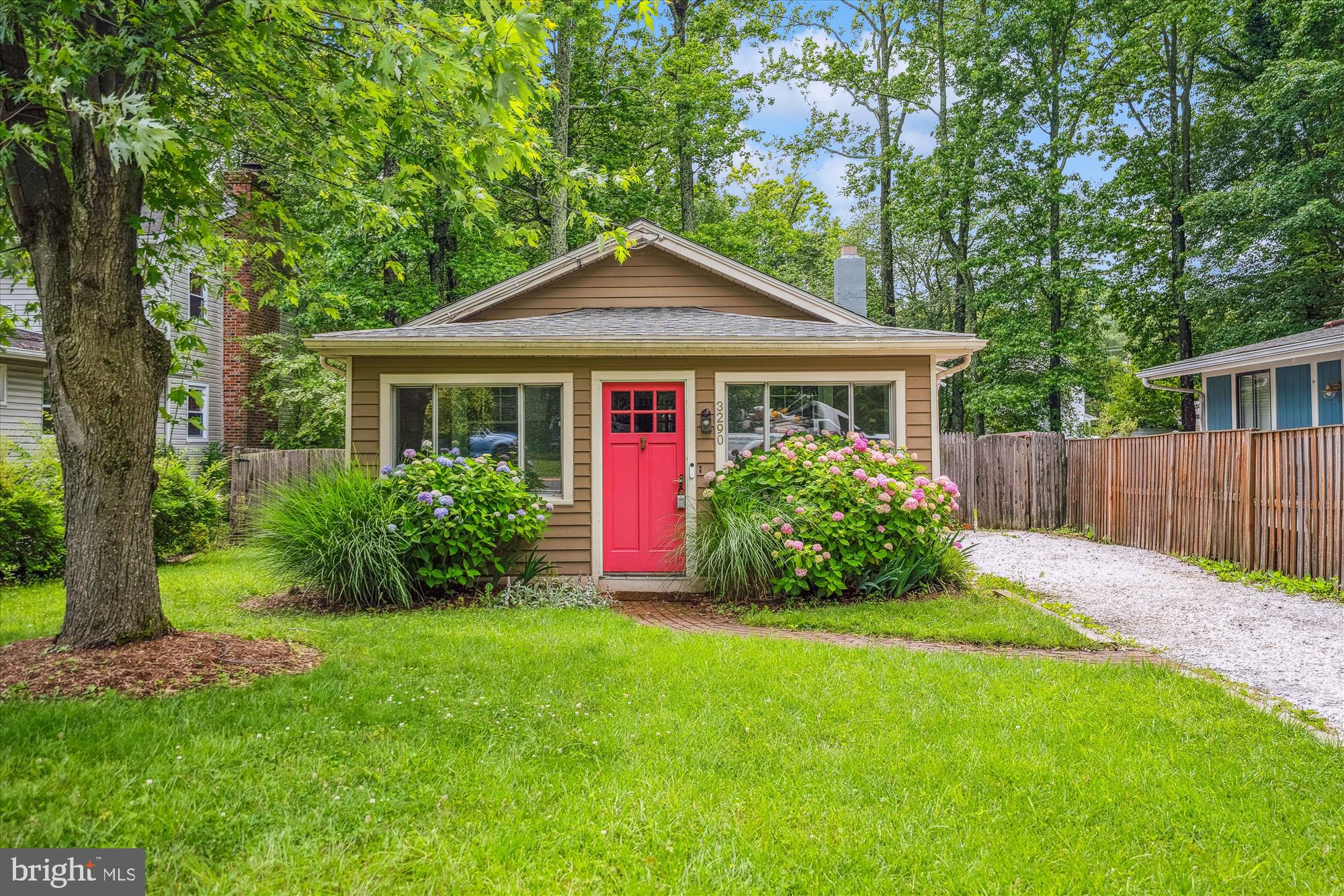 OYSTER HARBOR - Residential