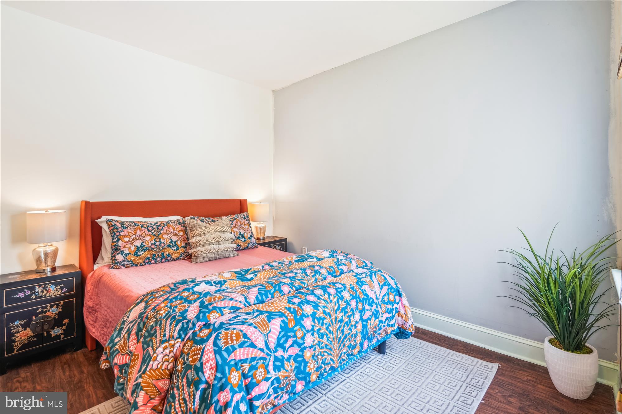 OYSTER HARBOR - Residential