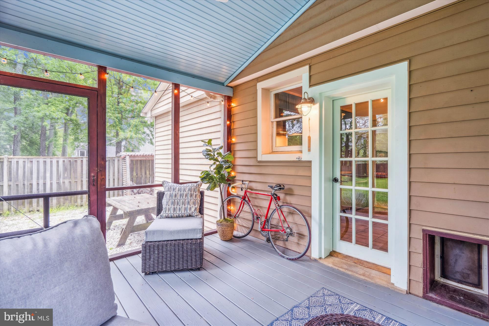 OYSTER HARBOR - Residential