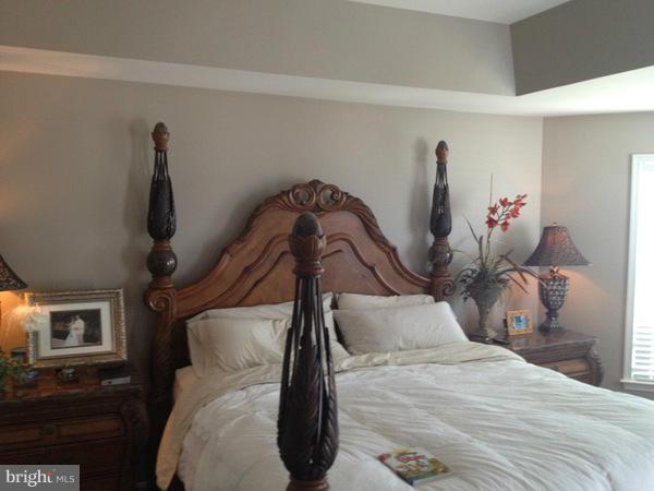 BRAMBLETON OVERLOOK - Residential Lease