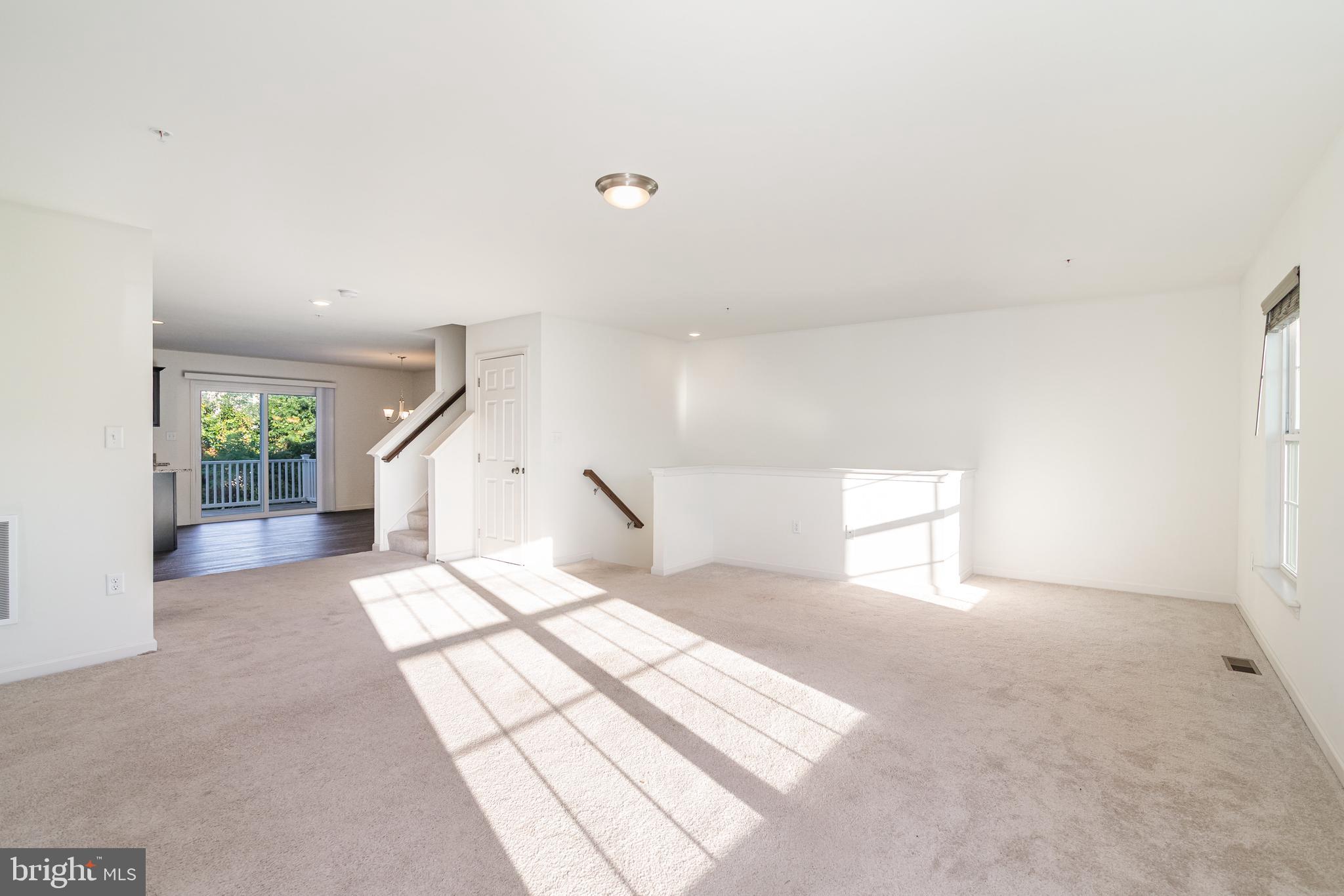 LAUREL RIDGE - Residential Lease