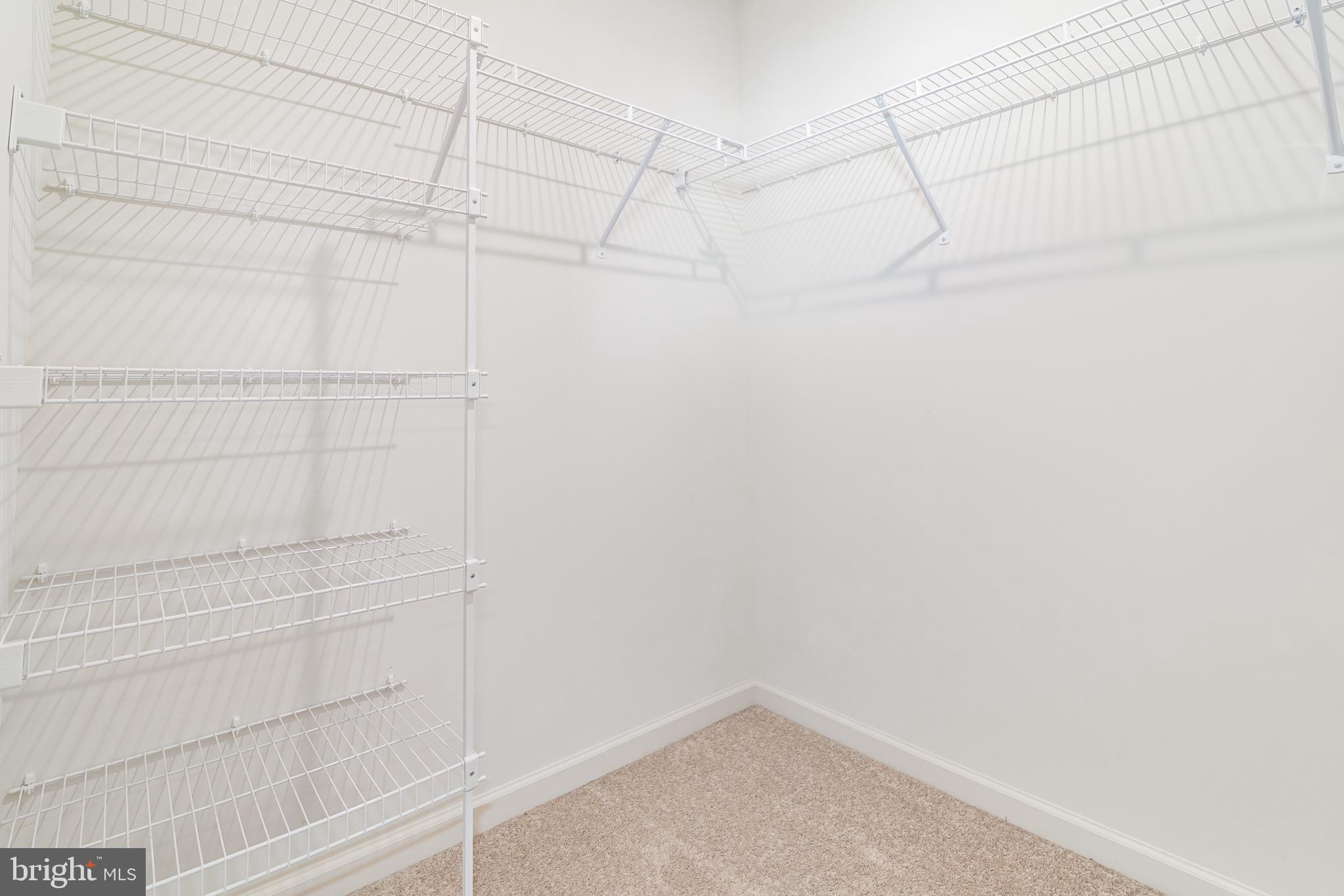 LAUREL RIDGE - Residential Lease