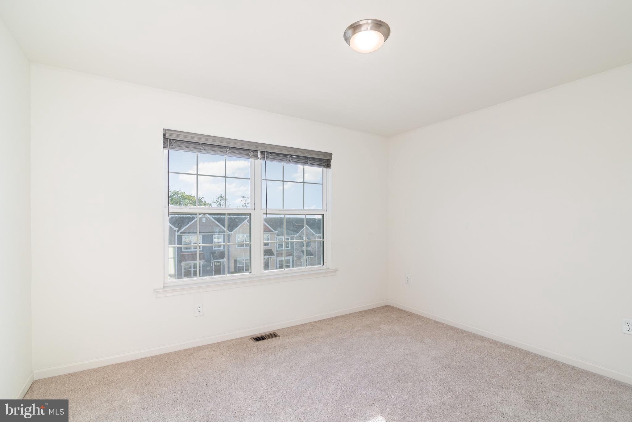 LAUREL RIDGE - Residential Lease