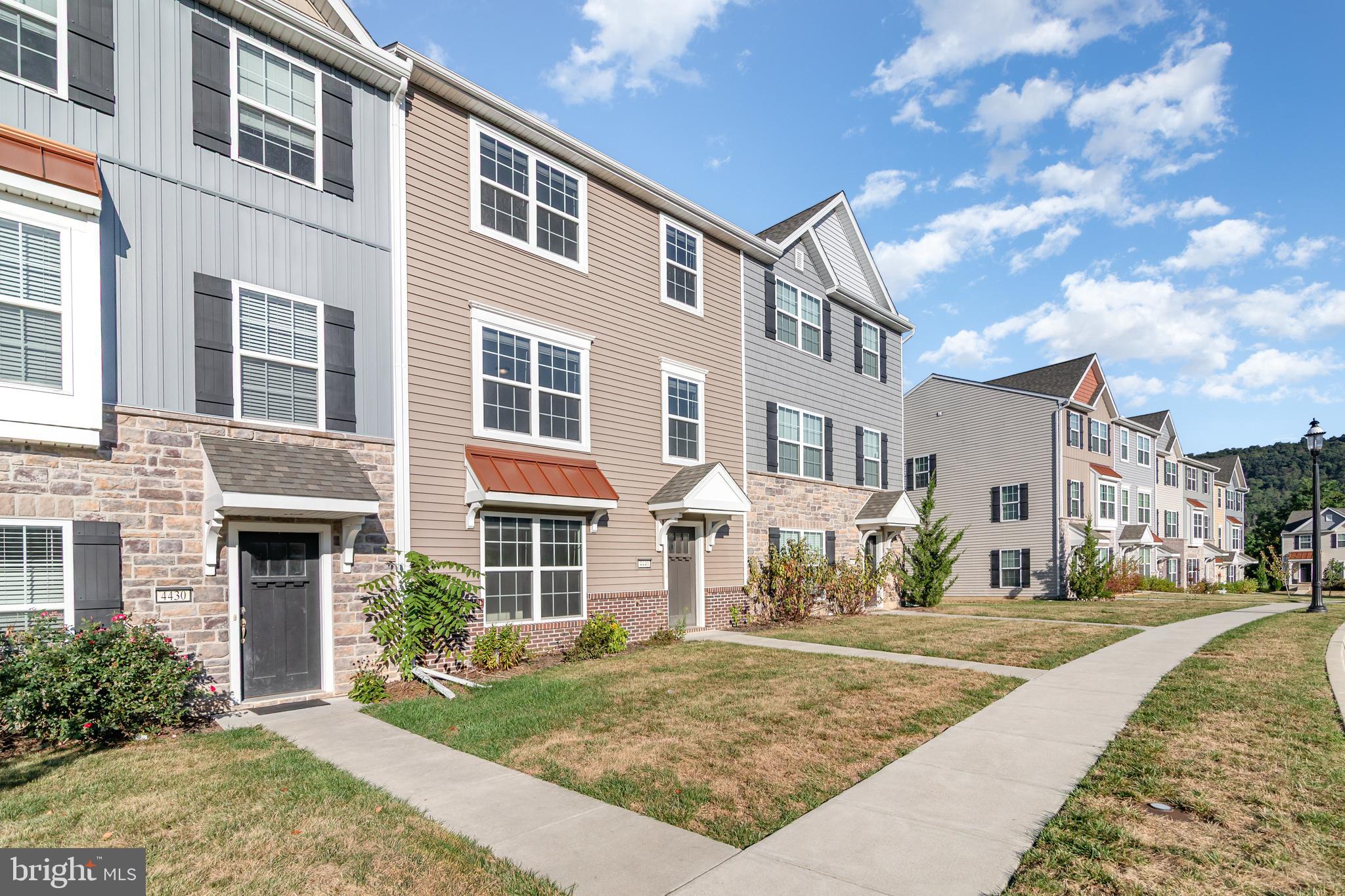 LAUREL RIDGE - Residential Lease