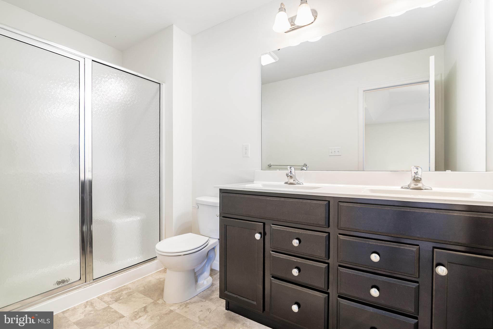 LAUREL RIDGE - Residential Lease