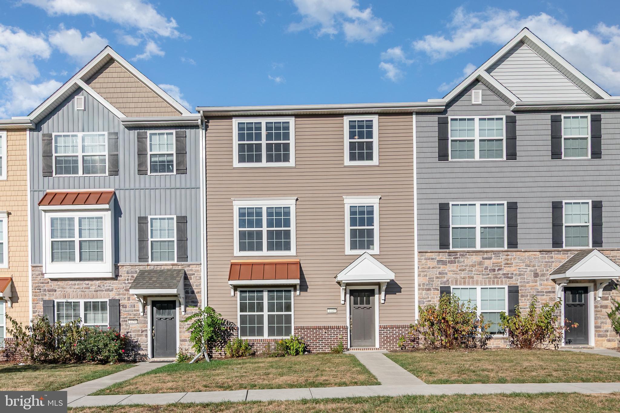 LAUREL RIDGE - Residential Lease