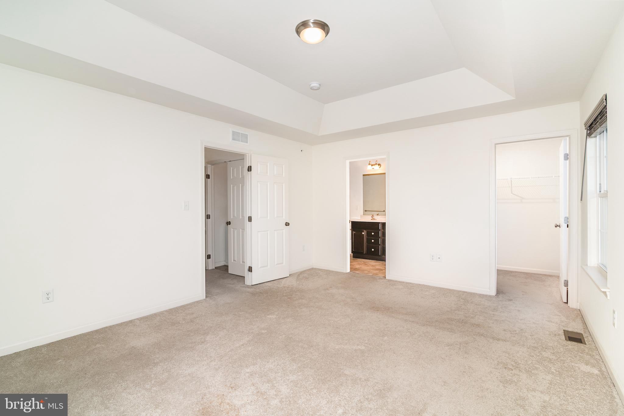 LAUREL RIDGE - Residential Lease