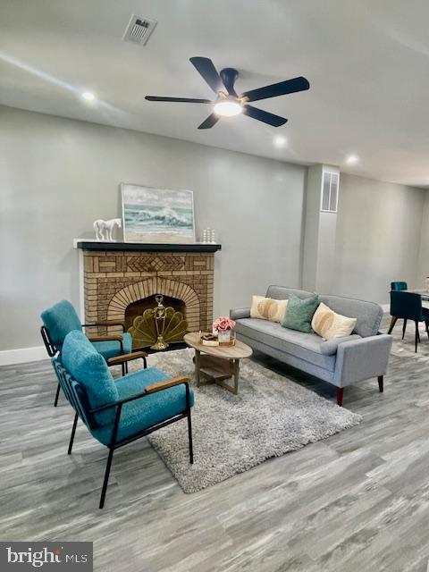 COLD SPRING NEWTOWN - Residential