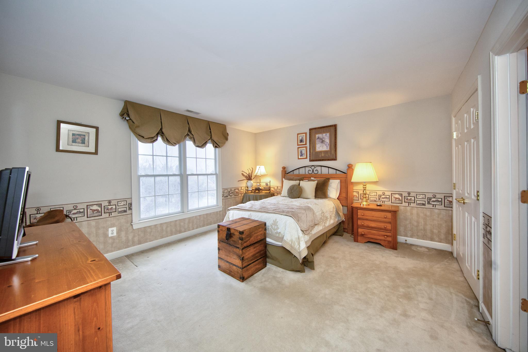 WILLOW CHASE - Residential