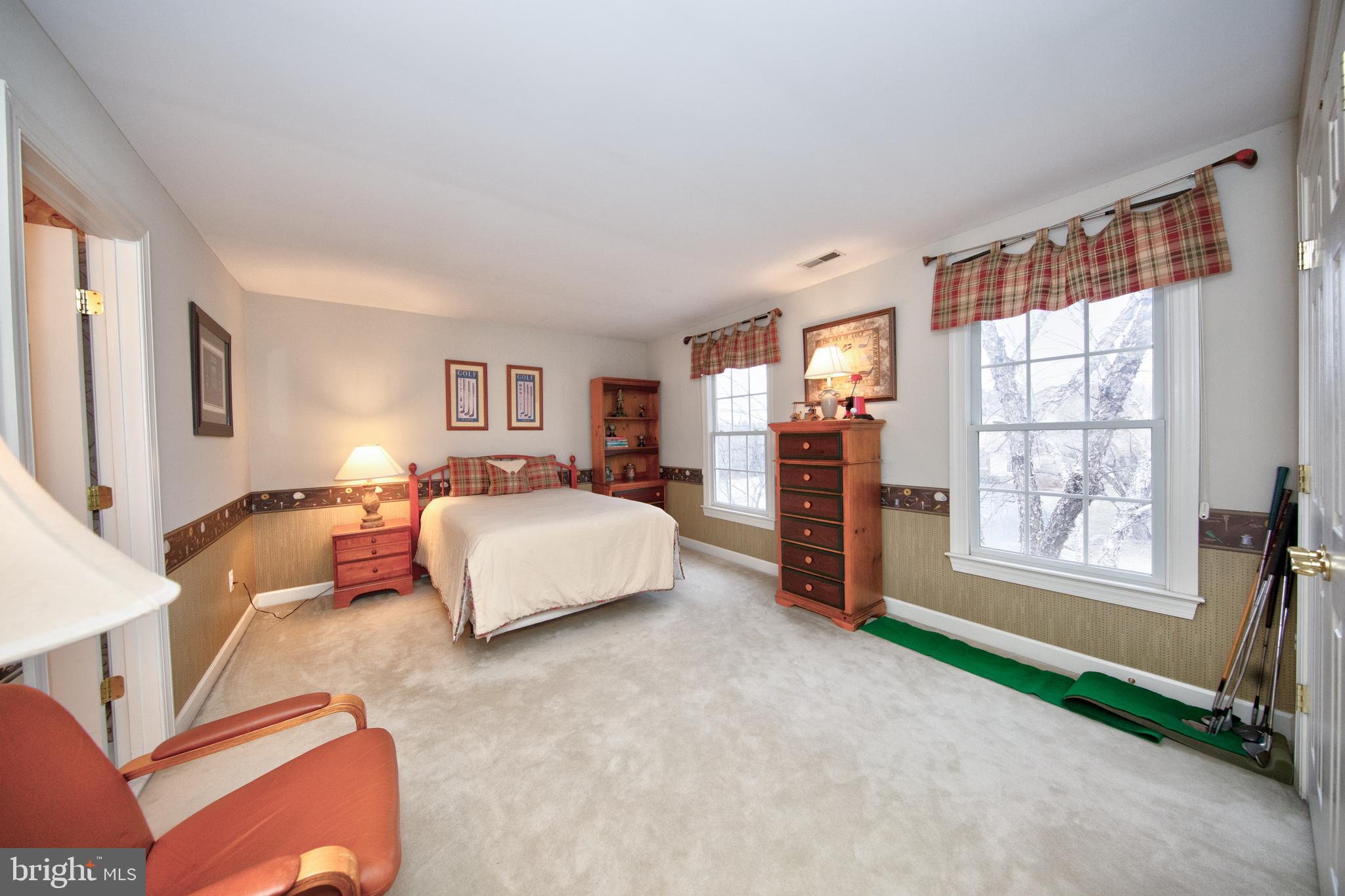 WILLOW CHASE - Residential