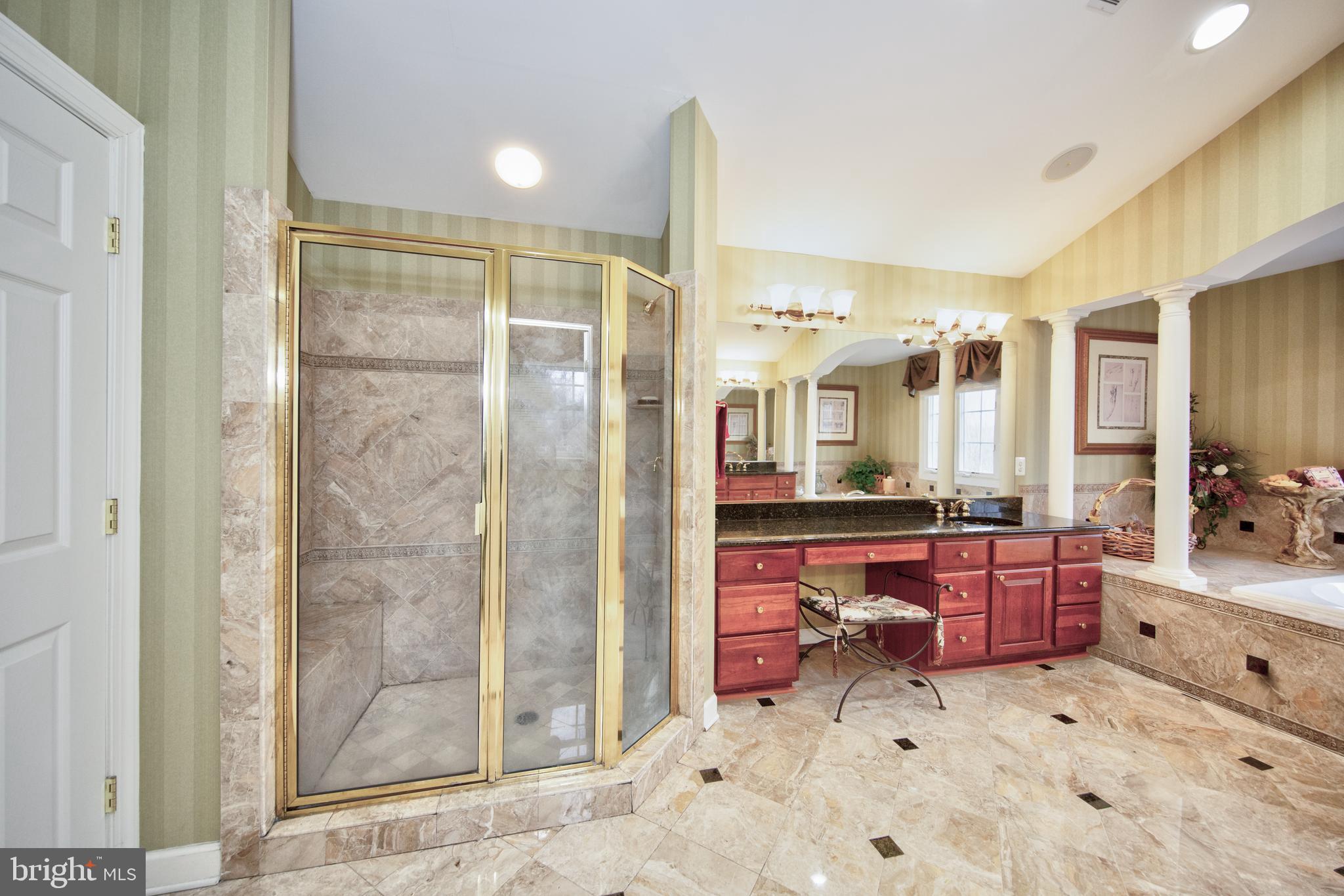 WILLOW CHASE - Residential