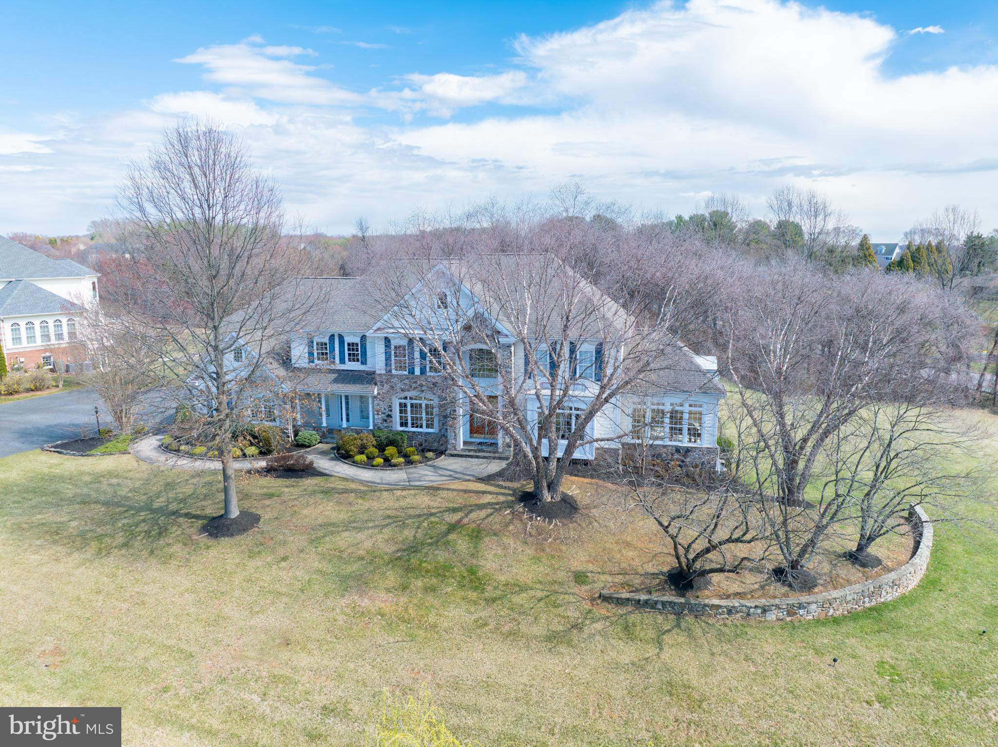 WILLOW CHASE - Residential