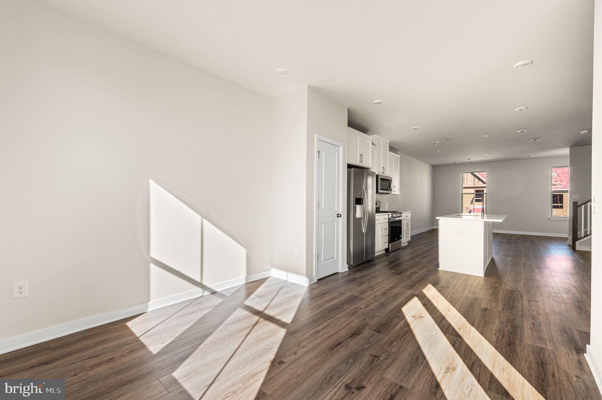 DOWNINGTOWN RIDGE - Residential Lease