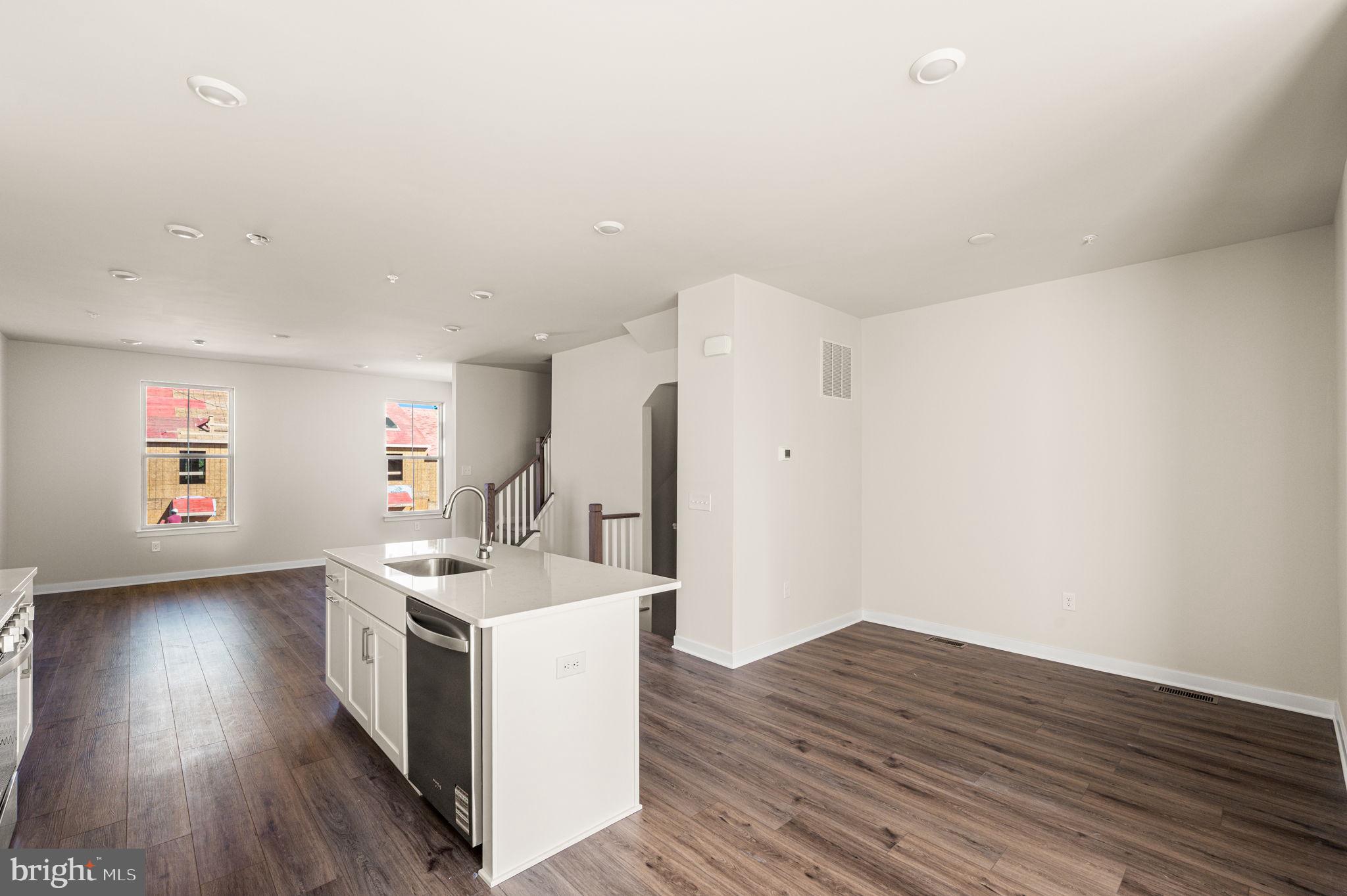 DOWNINGTOWN RIDGE - Residential Lease