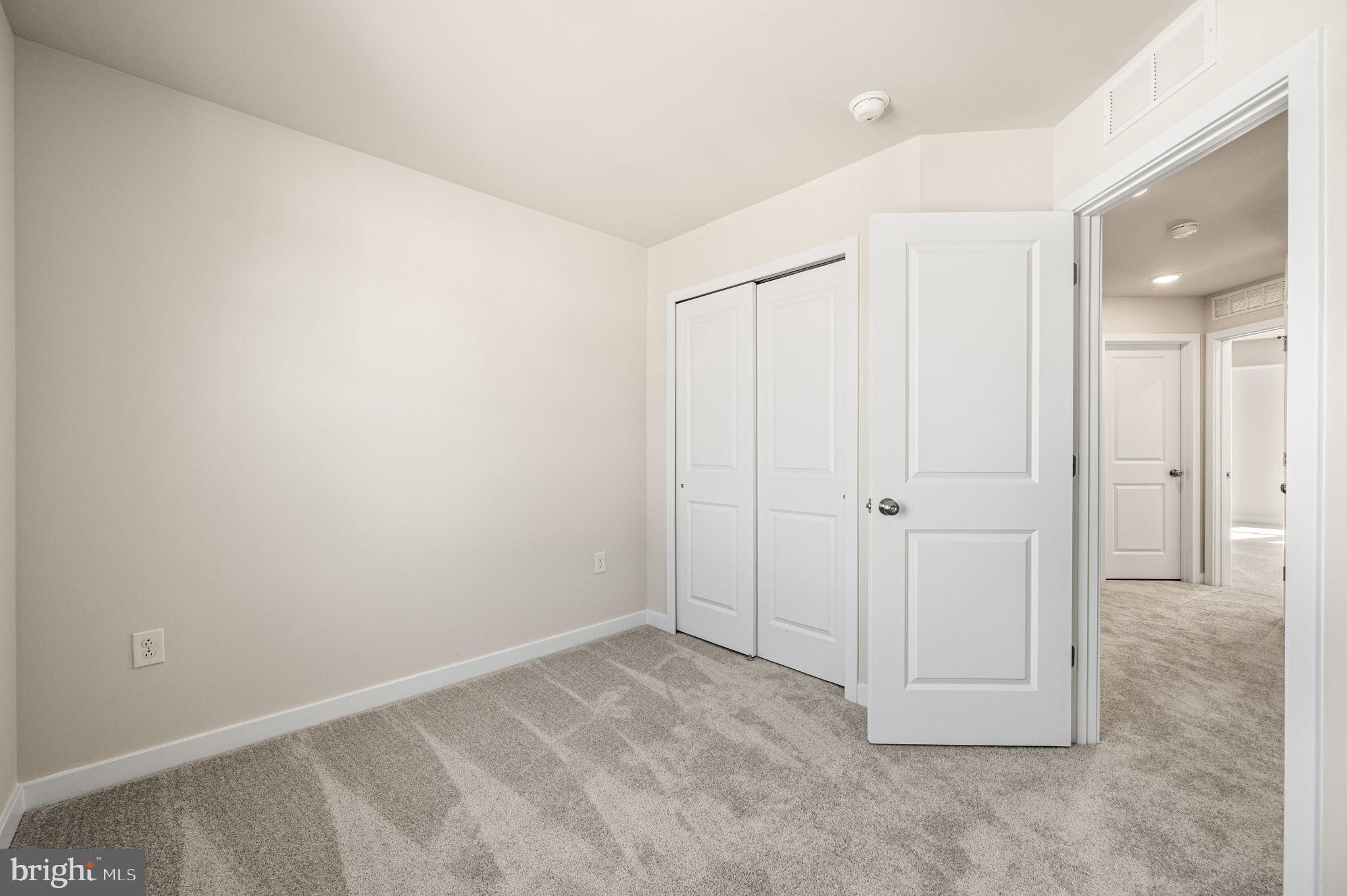 DOWNINGTOWN RIDGE - Residential Lease