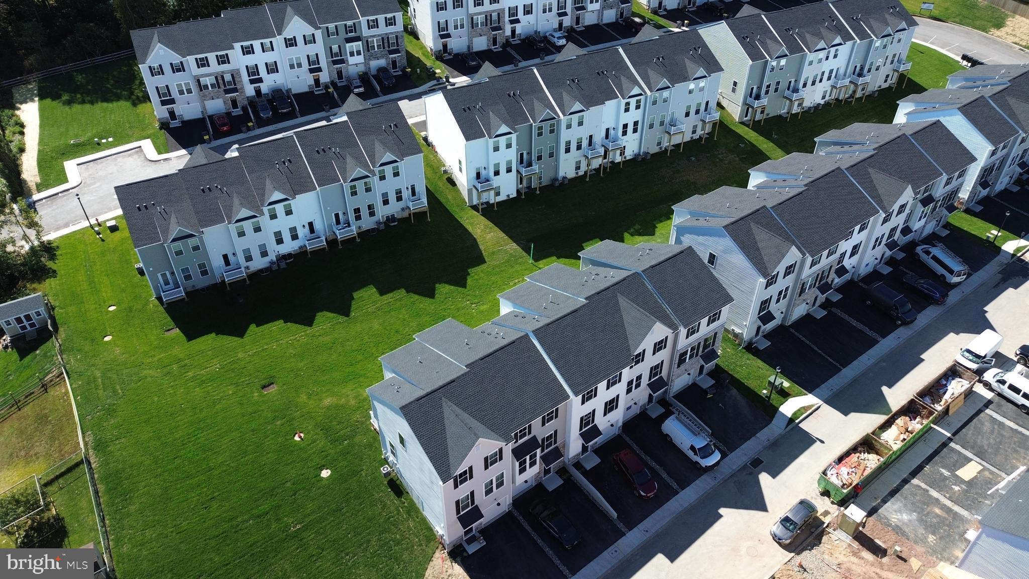 DOWNINGTOWN RIDGE - Residential Lease