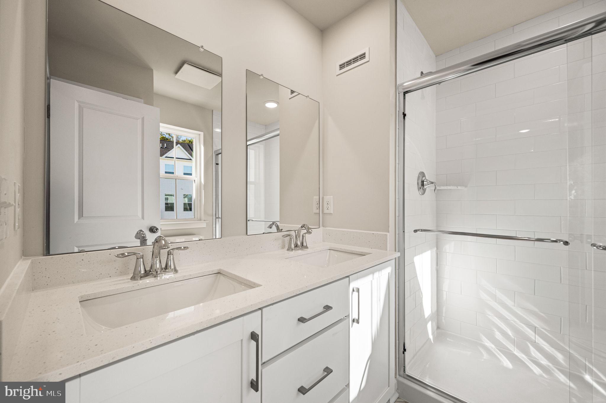 DOWNINGTOWN RIDGE - Residential Lease