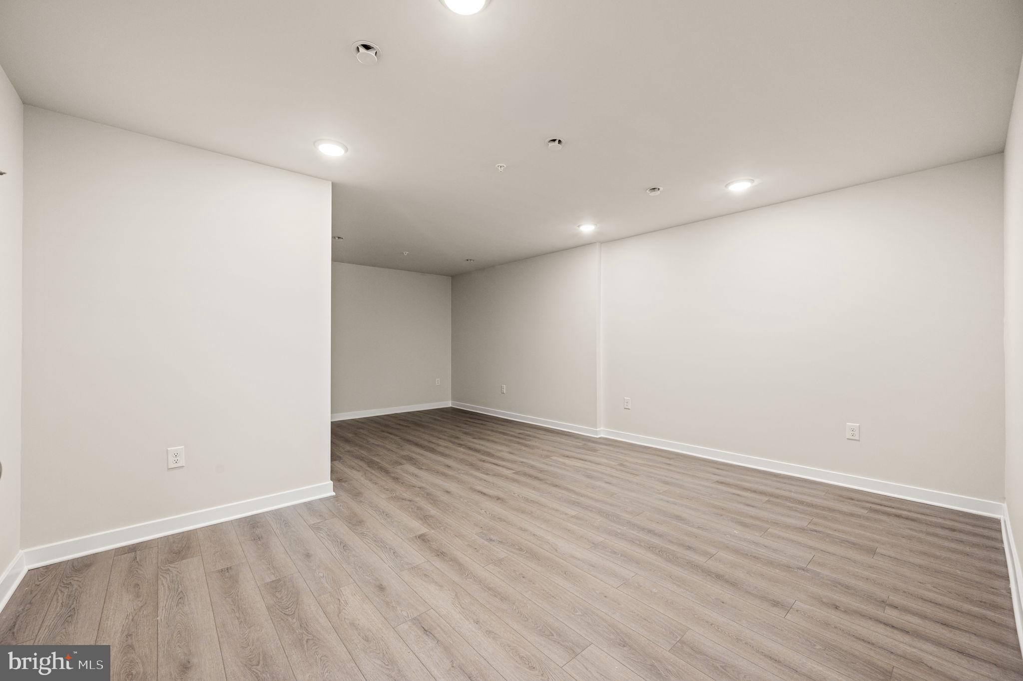 DOWNINGTOWN RIDGE - Residential Lease