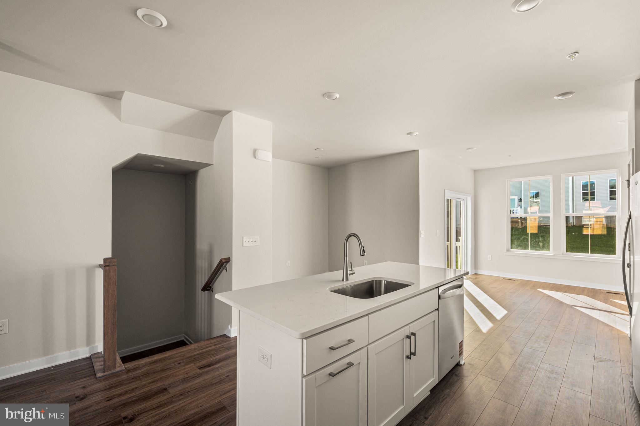 DOWNINGTOWN RIDGE - Residential Lease