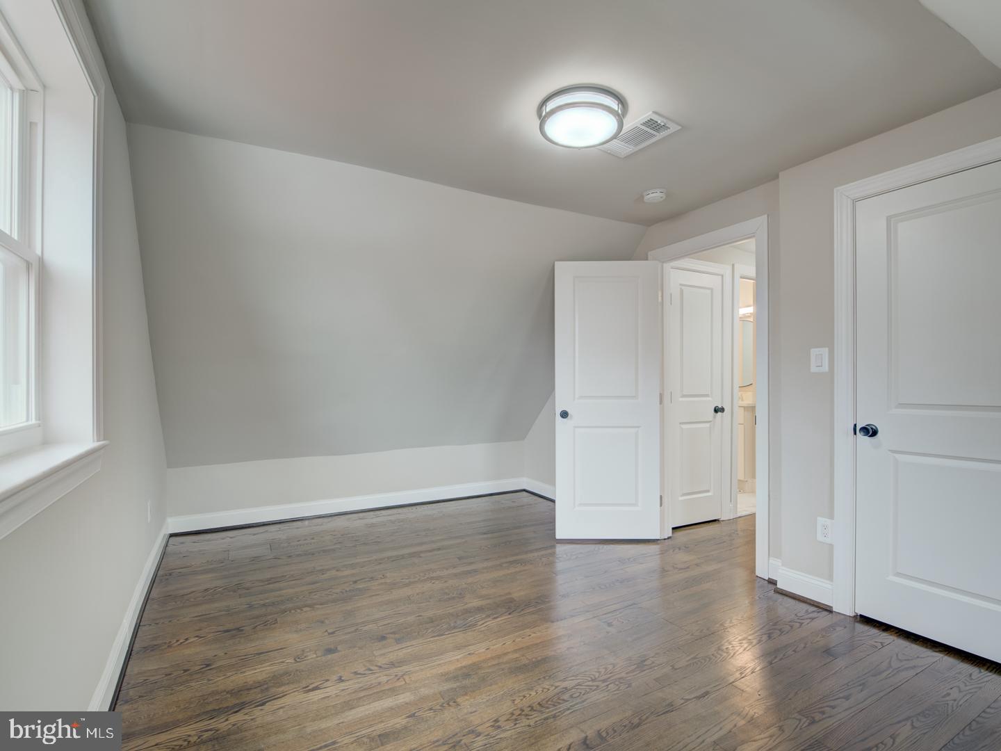 CAPITOL HEIGHTS - Residential