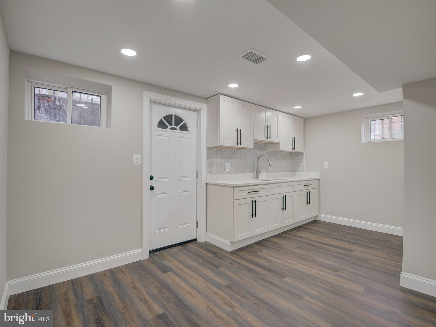 CAPITOL HEIGHTS - Residential