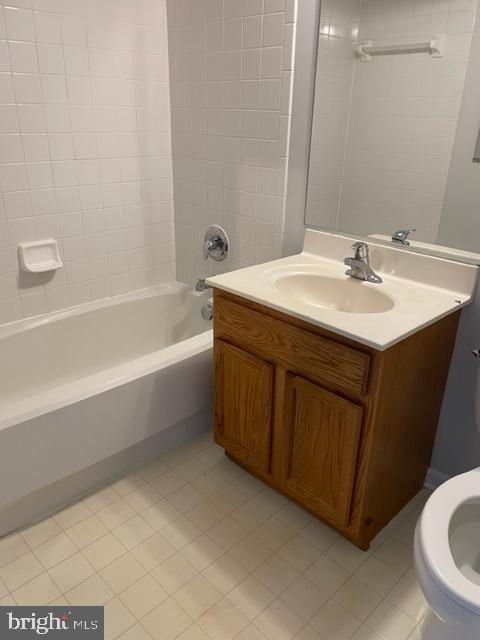 HIGHLANDS AT CLARKSBURG - Residential Lease