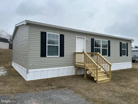 Apache Unit 8, Shippensburg, PA 17257 - MLS#: PACB2039506