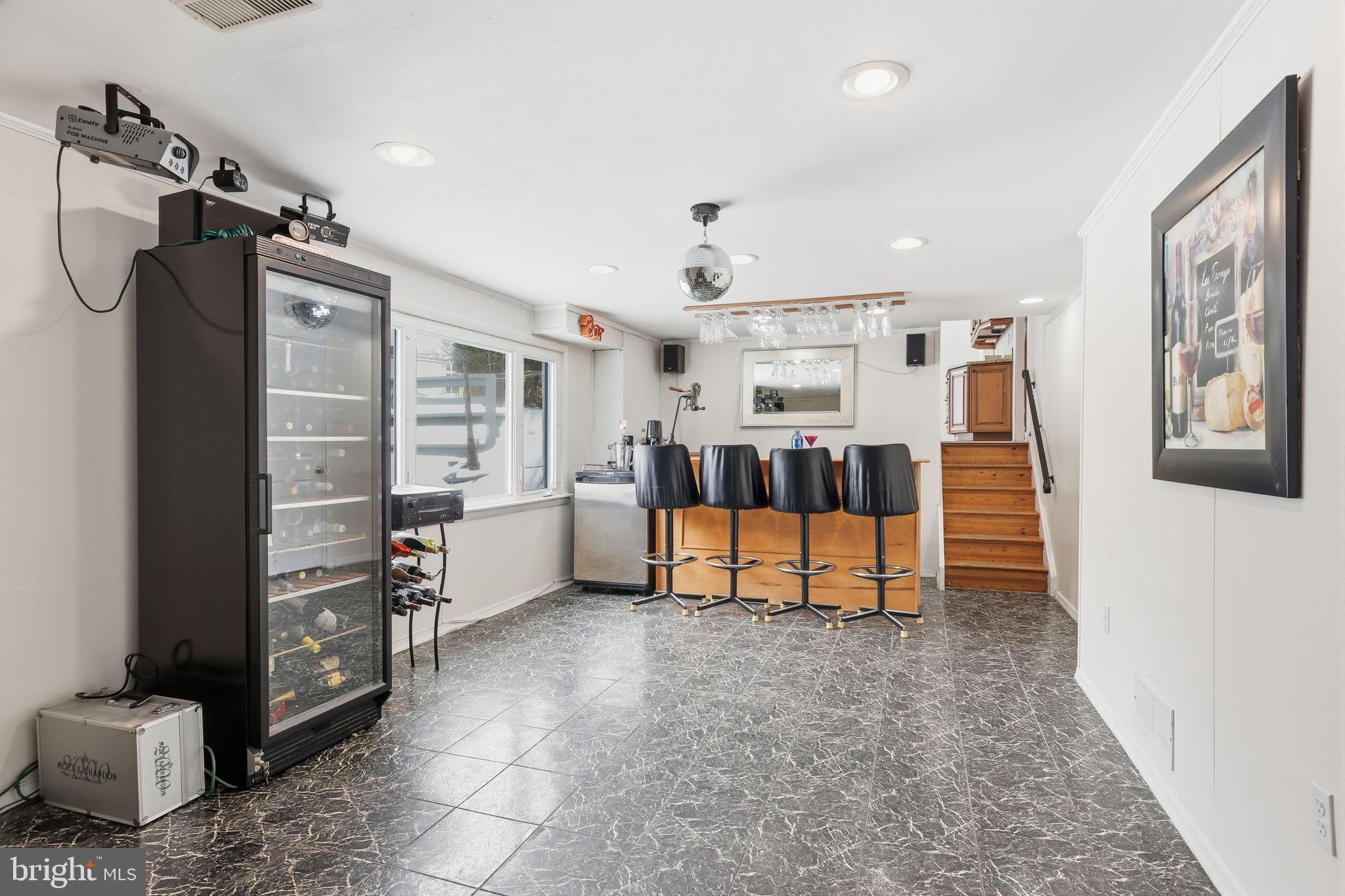 PINE RUN VLY - Residential