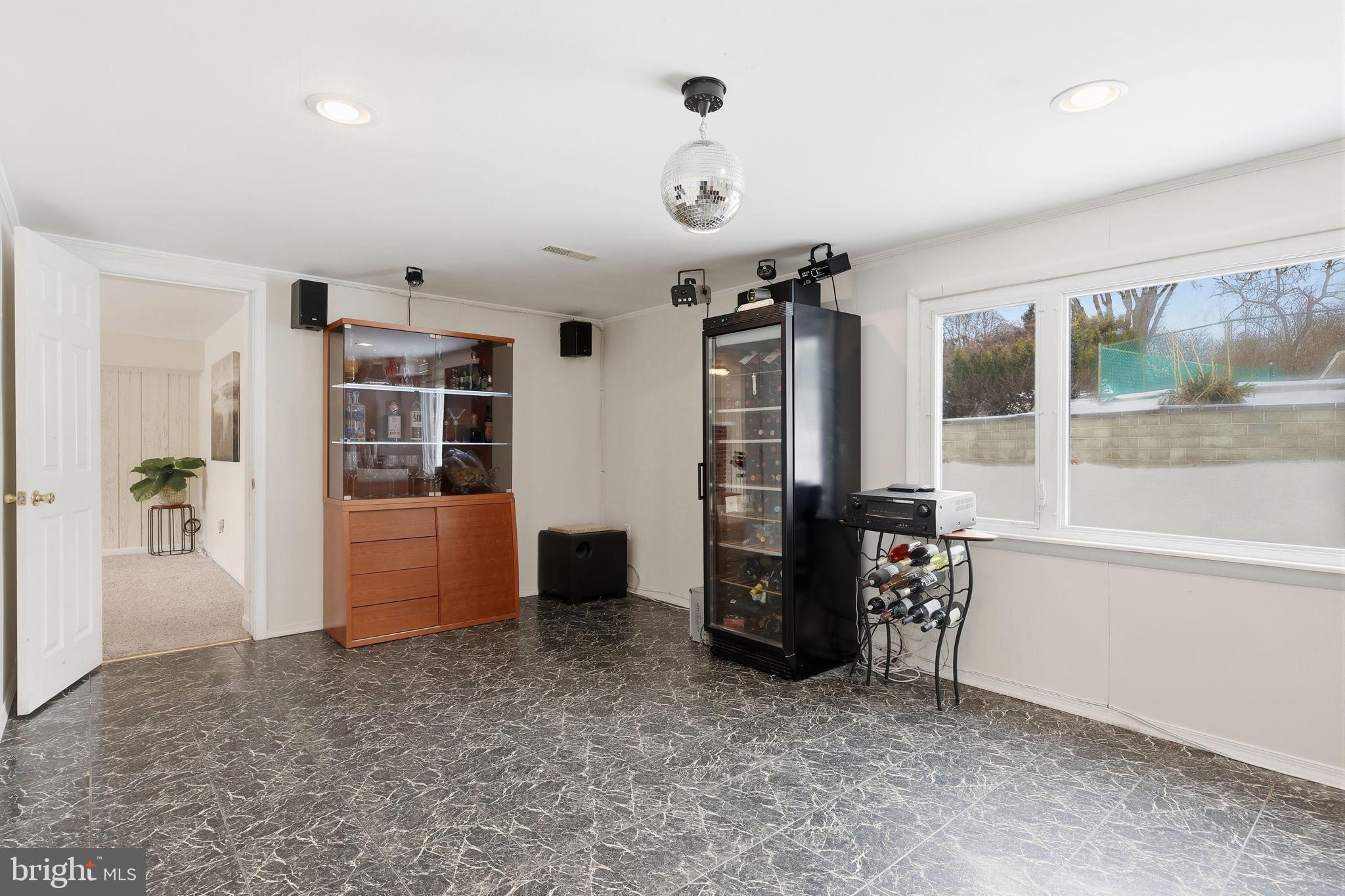 PINE RUN VLY - Residential