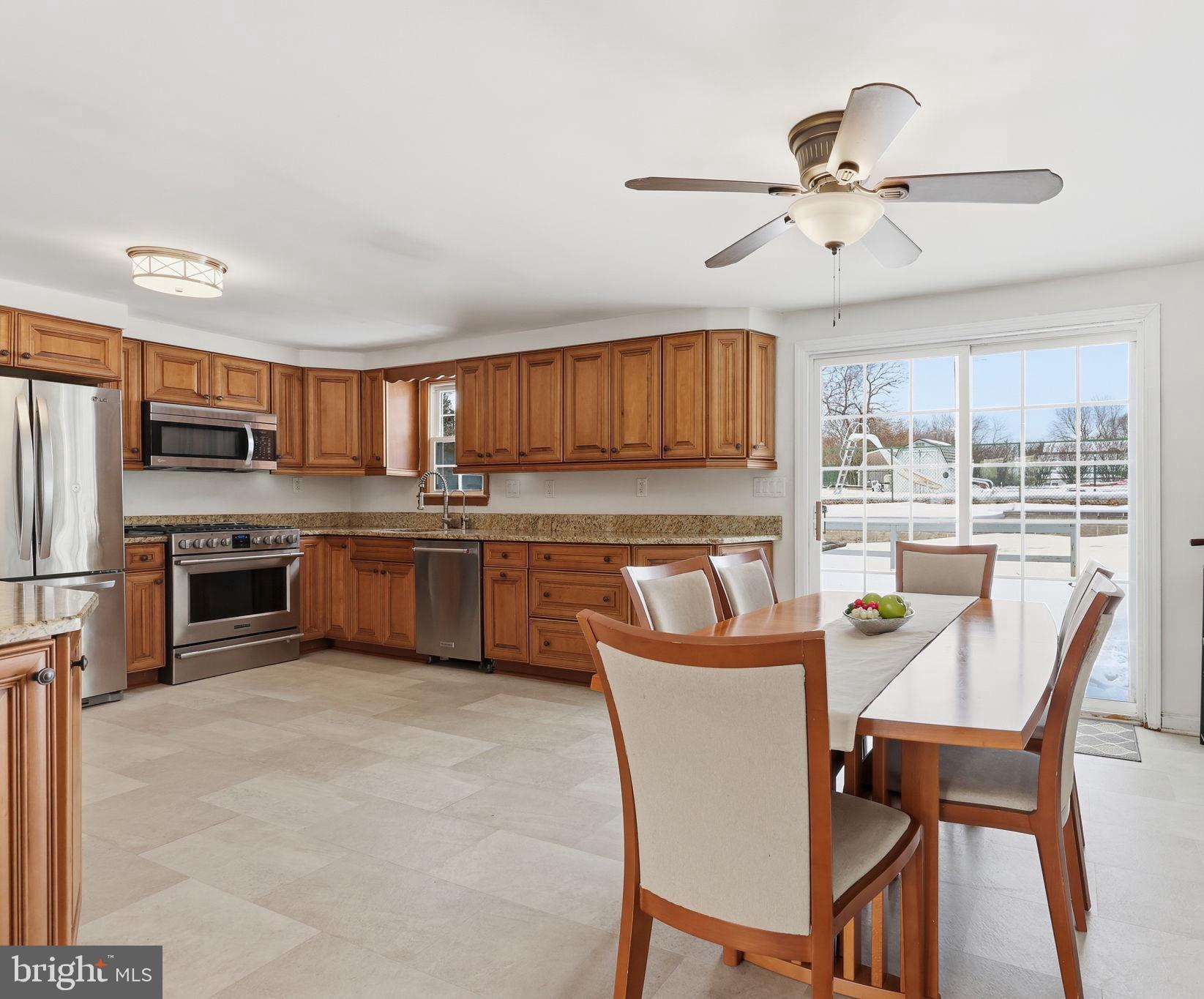 PINE RUN VLY - Residential