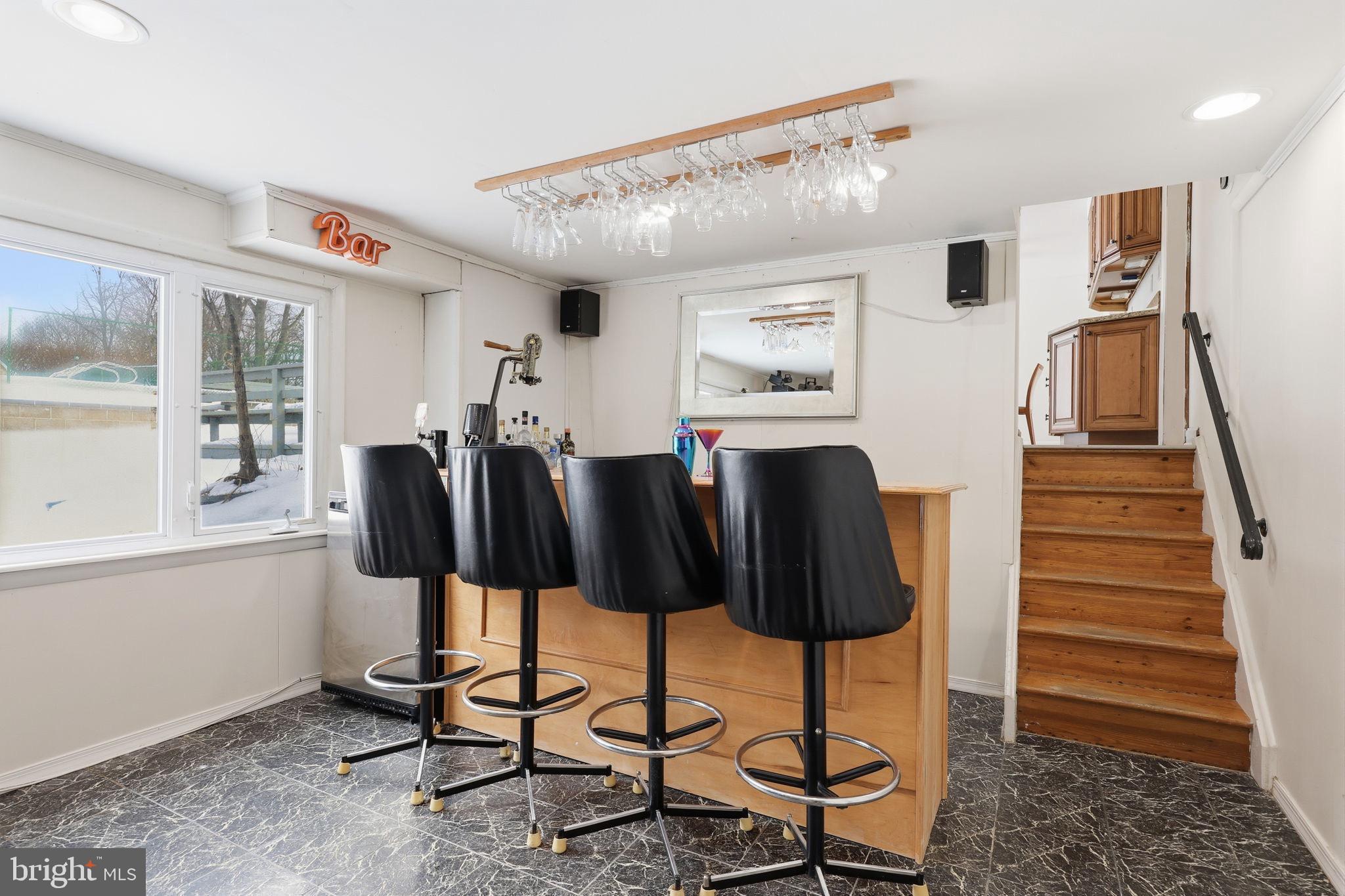 PINE RUN VLY - Residential