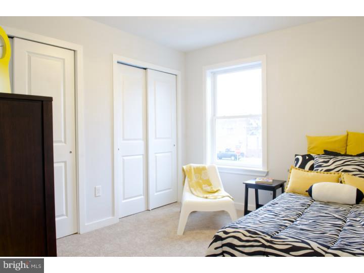 PORT RICHMOND - Residential Lease