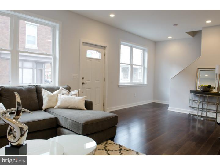 PORT RICHMOND - Residential Lease