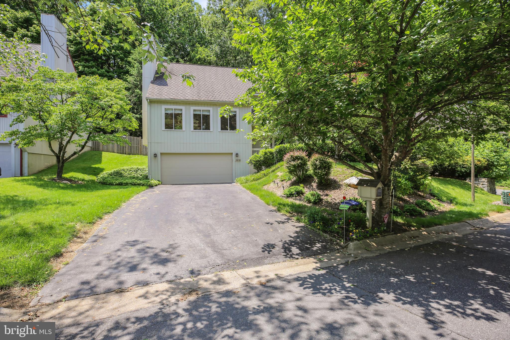 11212 ANGUS PLACE